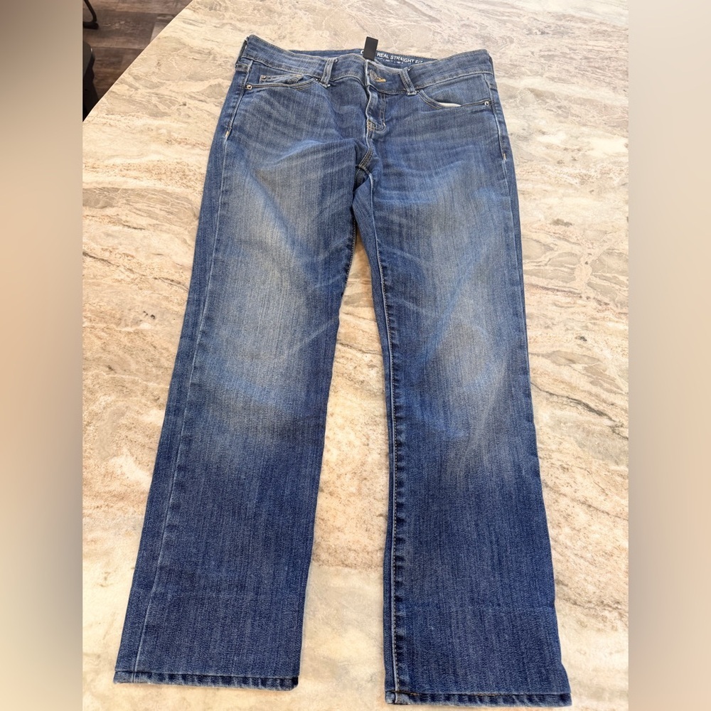 Gap Real Straight Fit Jeans Size 25R Medium Wash